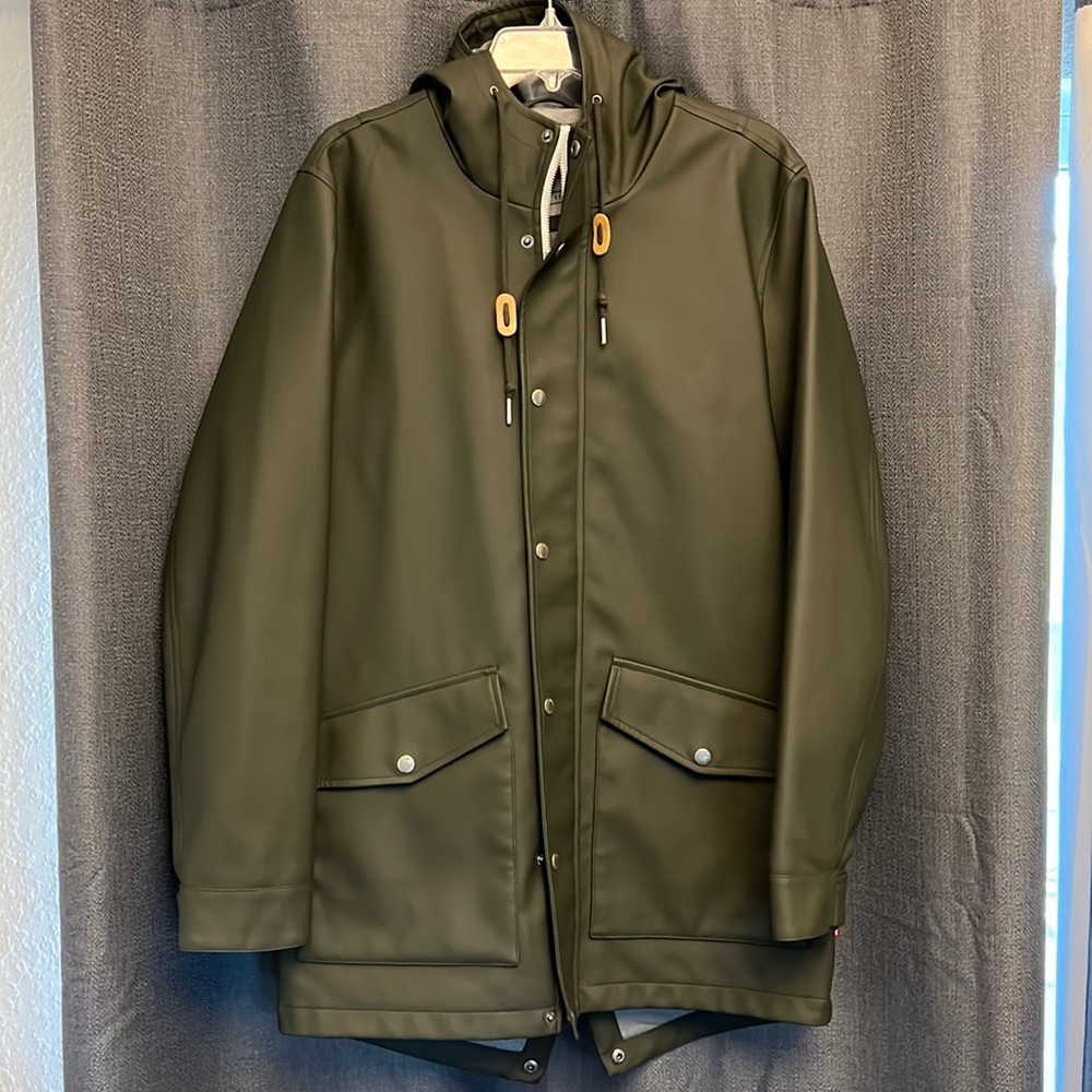 Levi’s Men’s Rubberized Rain Parka Jacket (Size M)